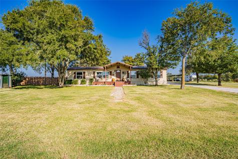 1673 County Road 407 Stephenville TX 76401