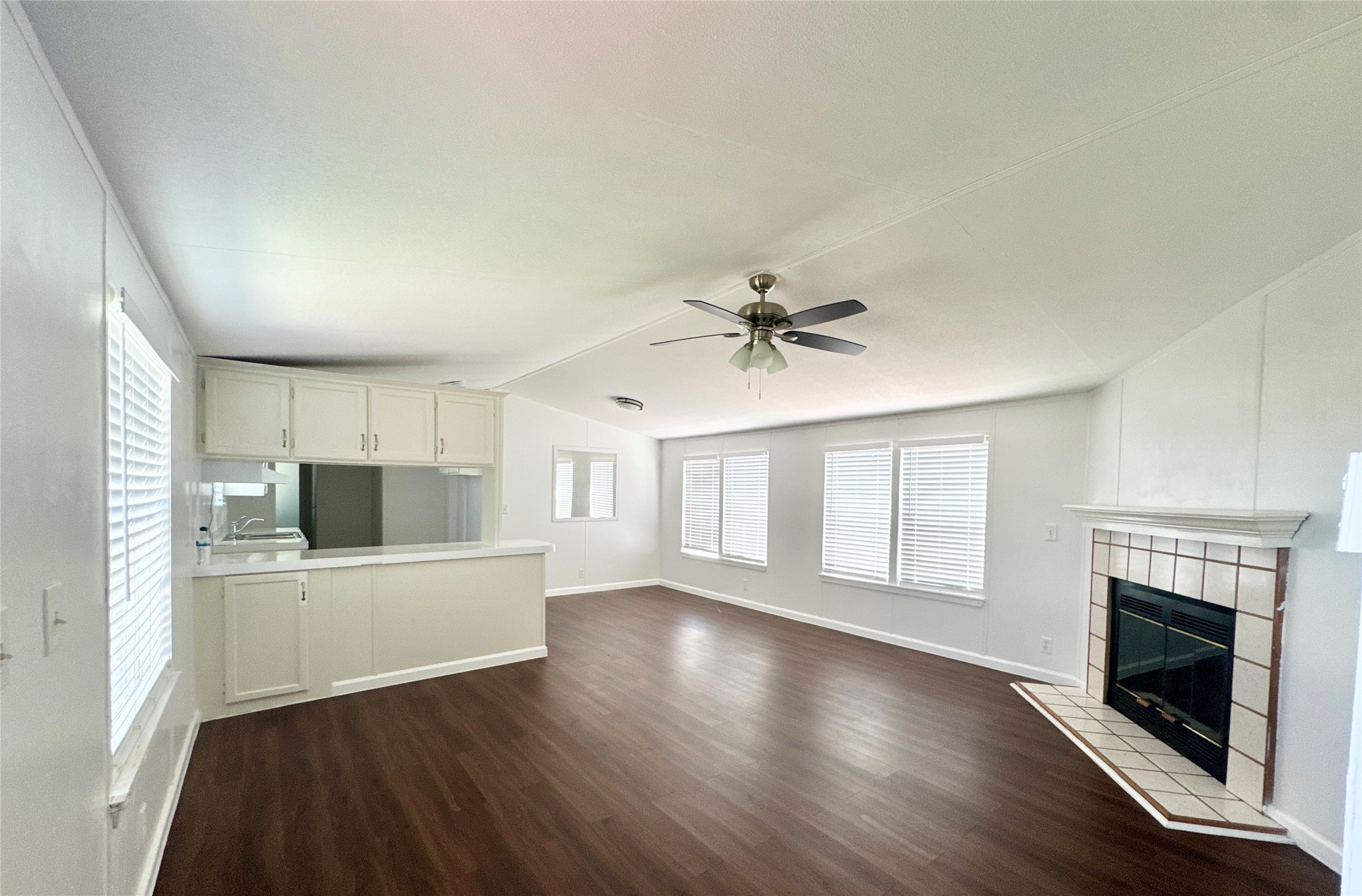4201 N Interstate Highway 45 Ennis TX 75119