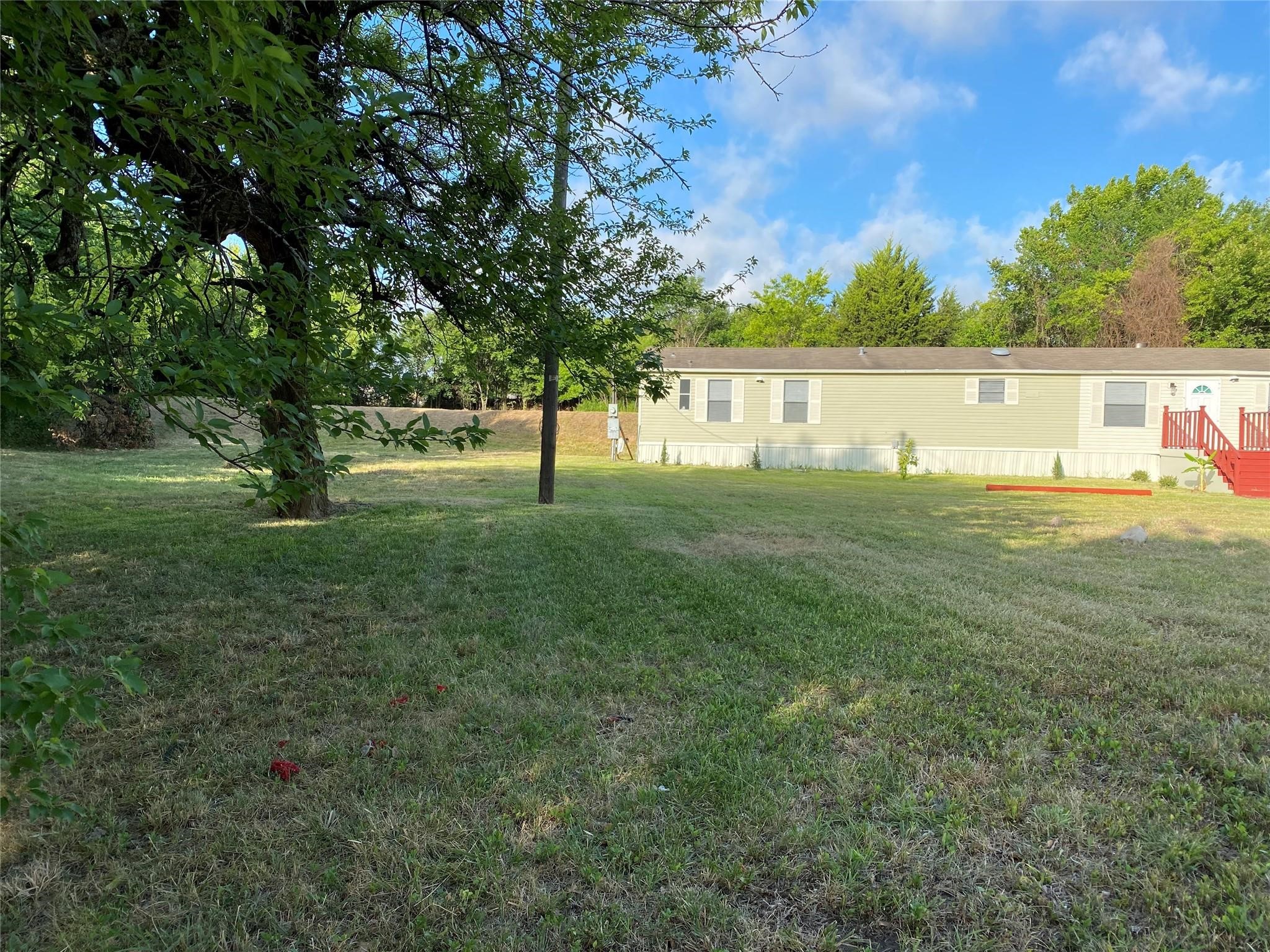 4201 N Interstate Highway 45 Ennis TX 75119