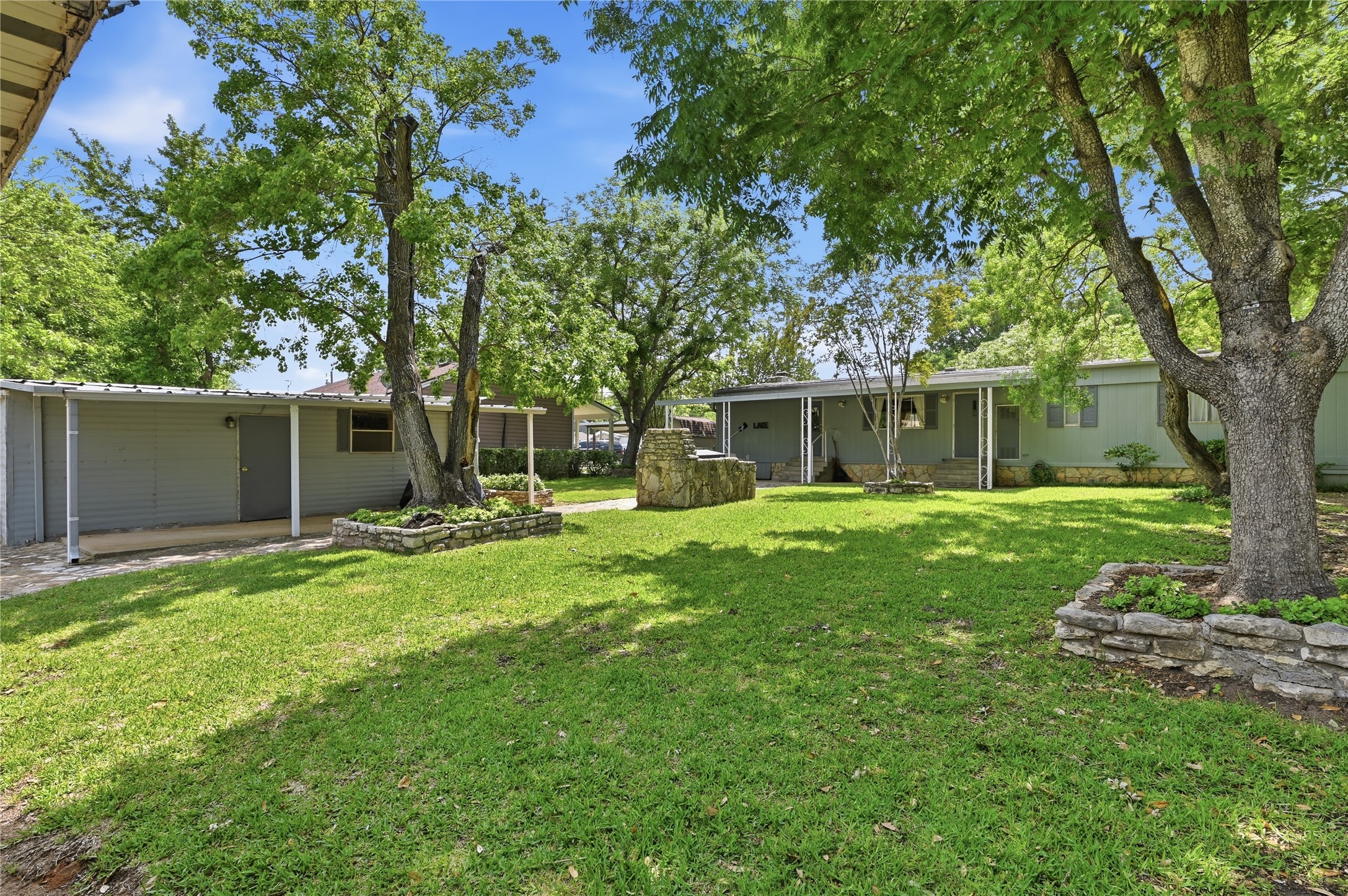 3409 Tahitian Court Granbury TX 76048