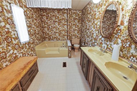 3409 Tahitian Court Granbury TX 76048