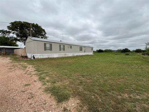 202 County Road 312 Winters TX 79567