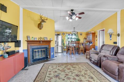 5631 Hillcrest Drive Farmersville TX 75442