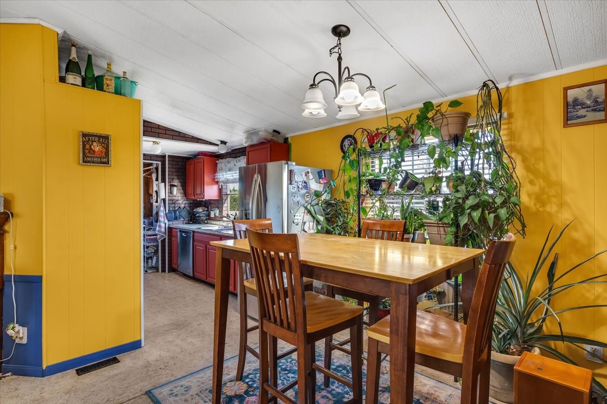 5631 Hillcrest Drive Farmersville TX 75442