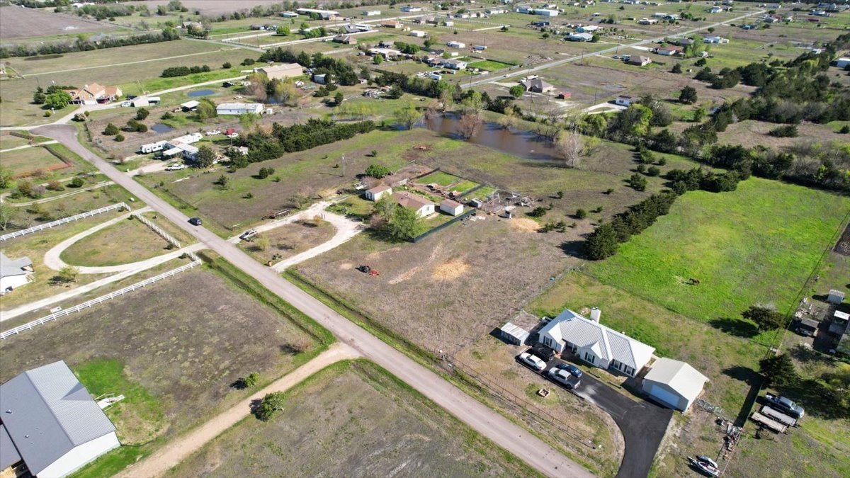5631 Hillcrest Drive Farmersville TX 75442