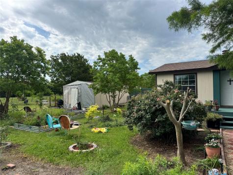 5631 Hillcrest Drive Farmersville TX 75442