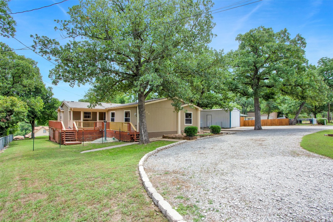 136 Glomin Lane Pottsboro TX 75076