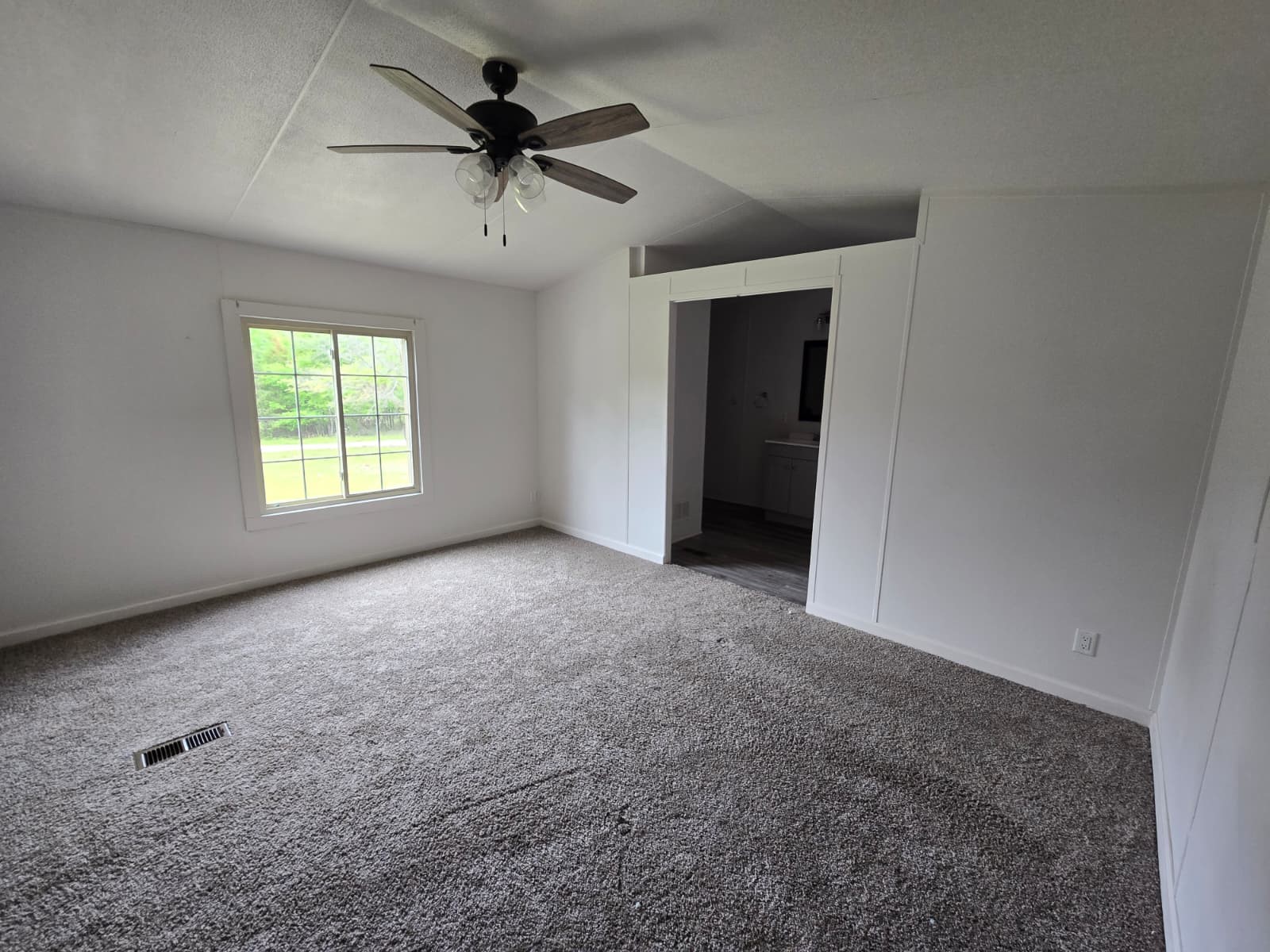 221 Private Road 8807 Ben Wheeler TX 75754