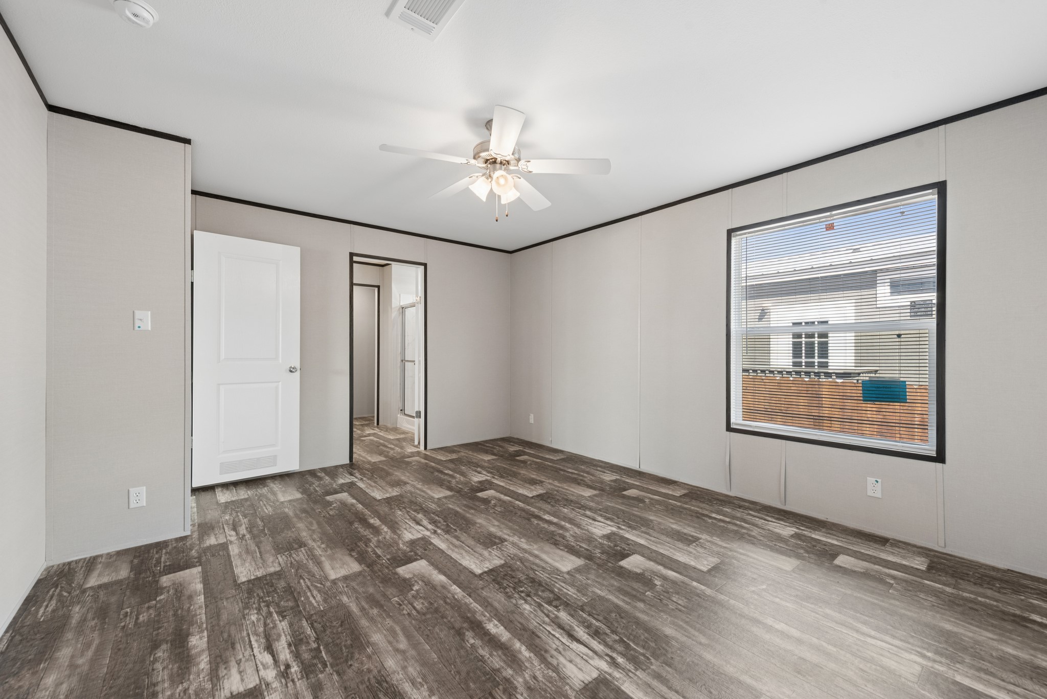 817 Thicket Trail Granbury TX 76048