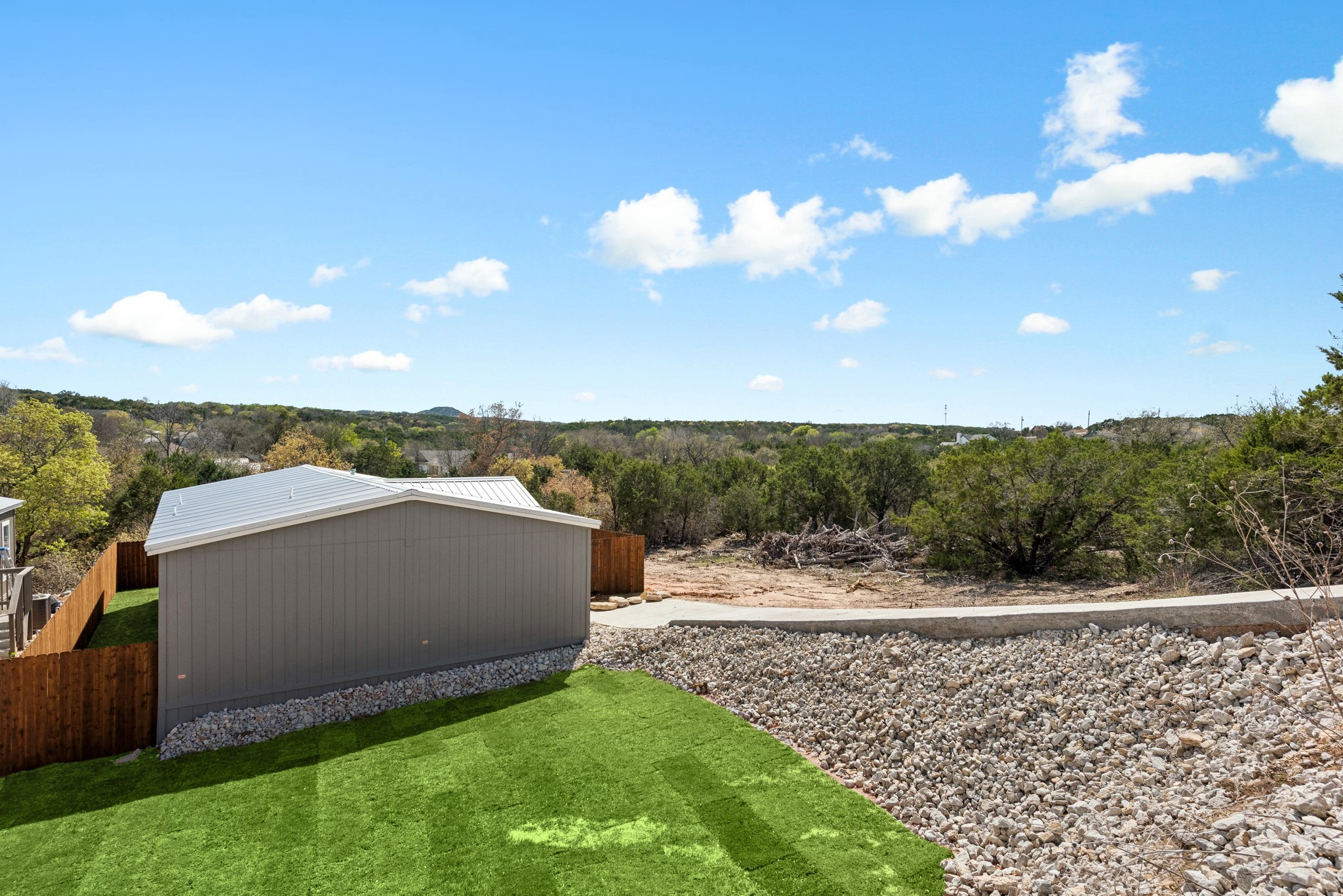 817 Thicket Trail Granbury TX 76048