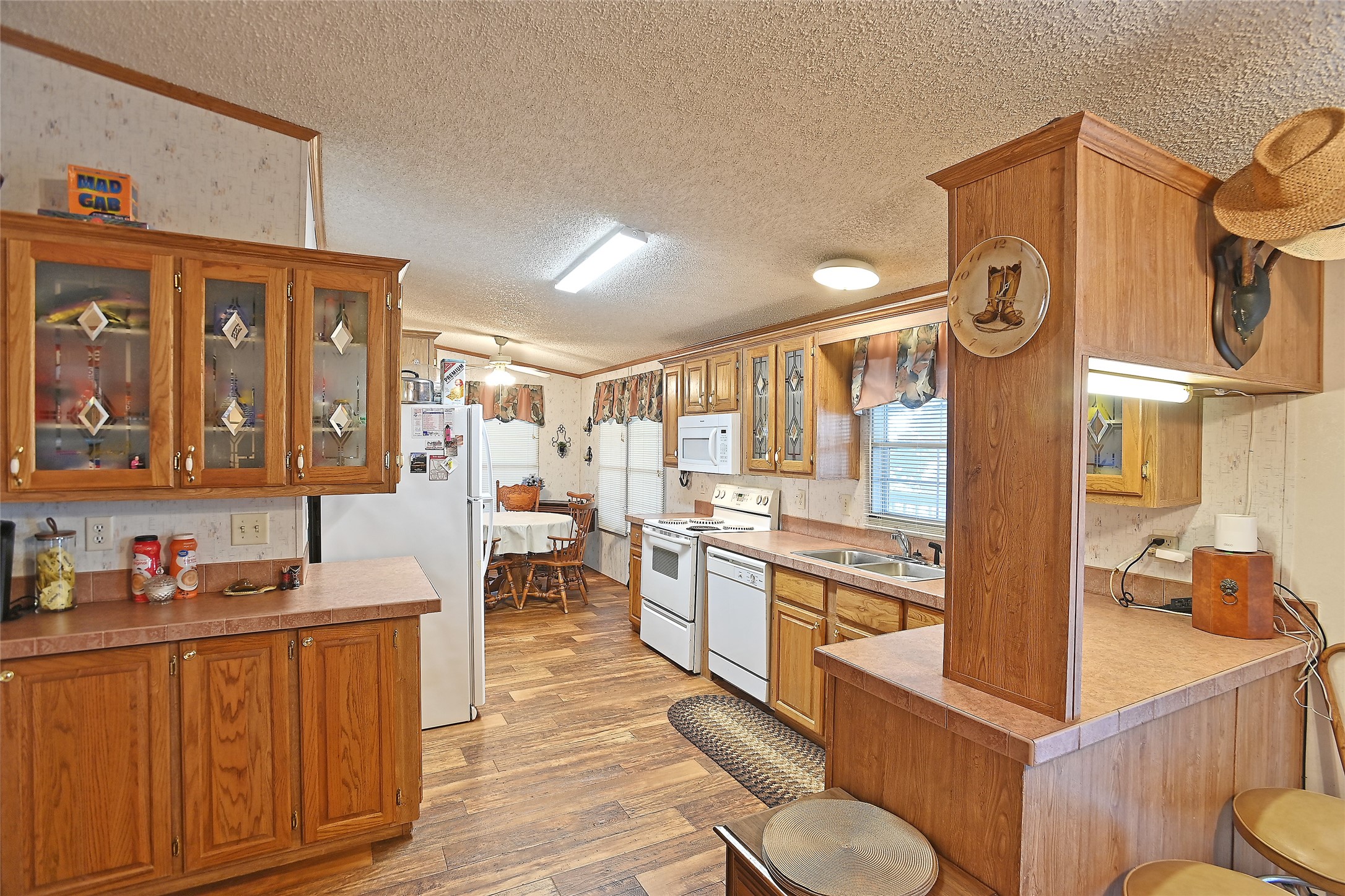 212 County Road 594 Eastland TX 76448
