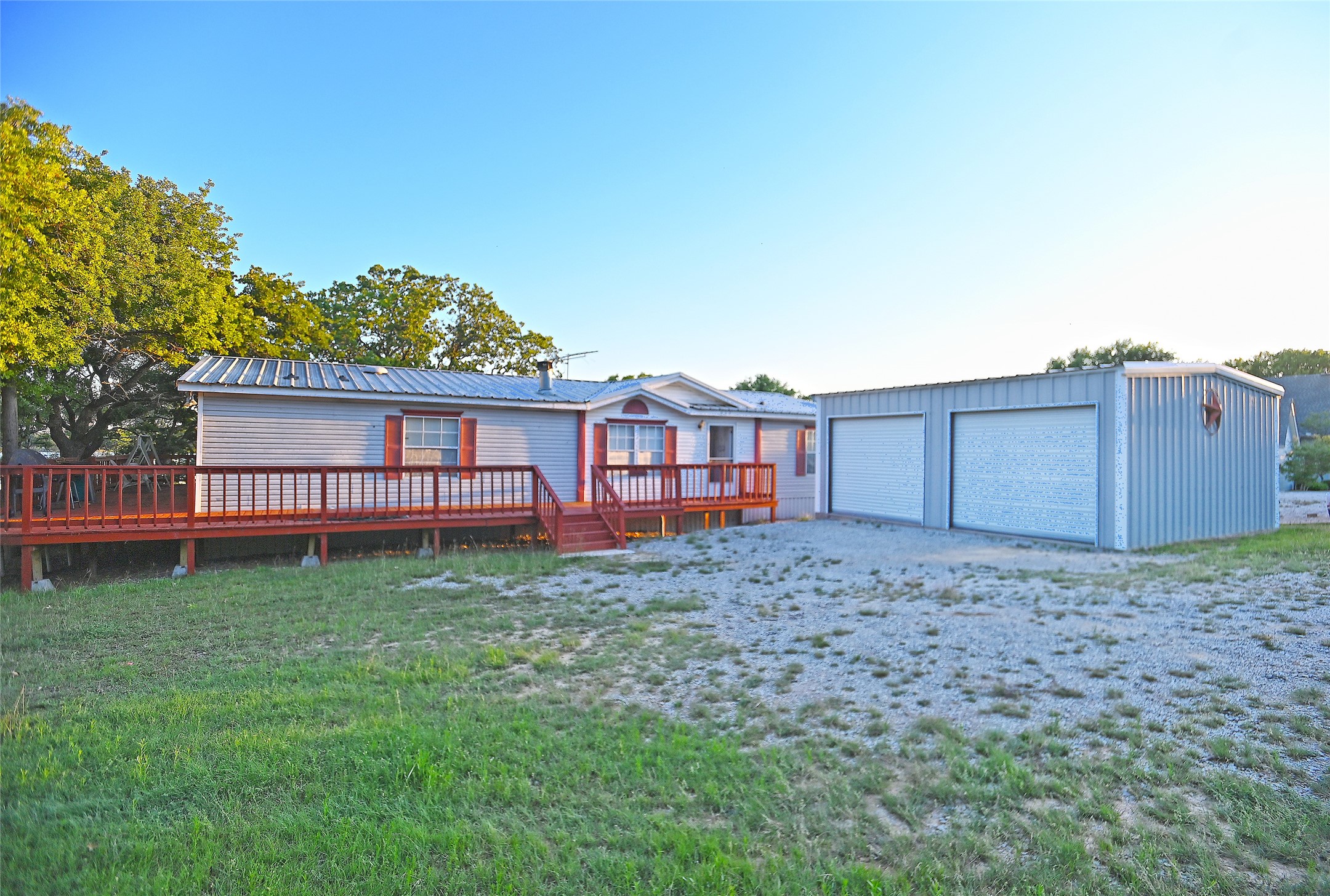 212 County Road 594 Eastland TX 76448