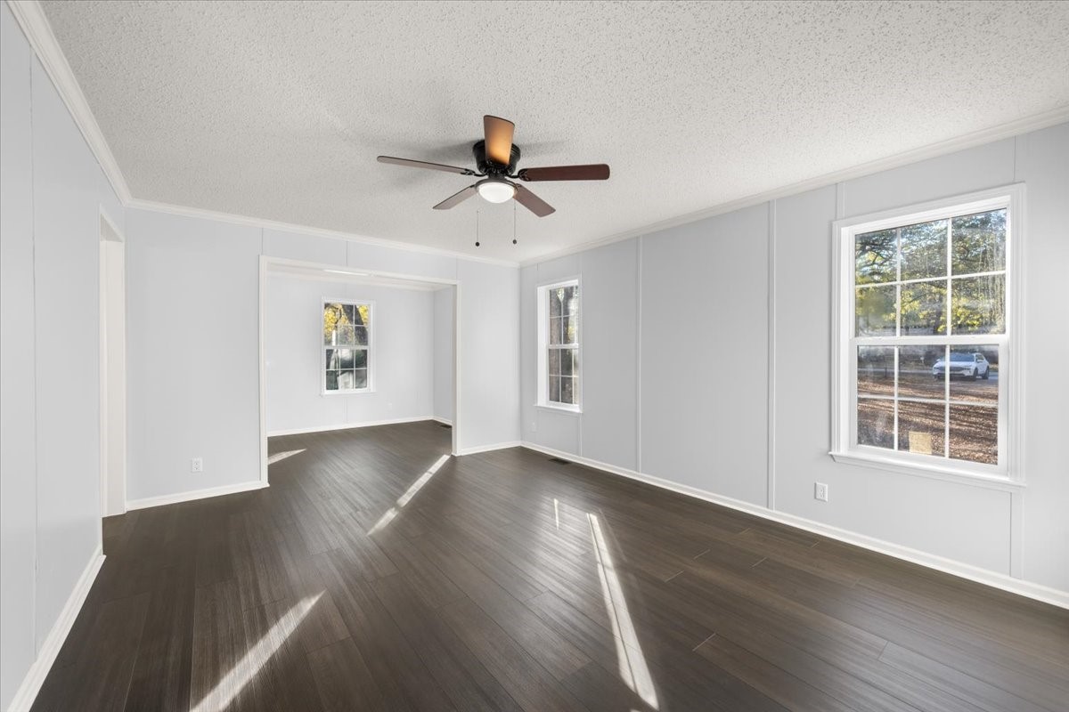 109 Summers Circle Azle TX 76020