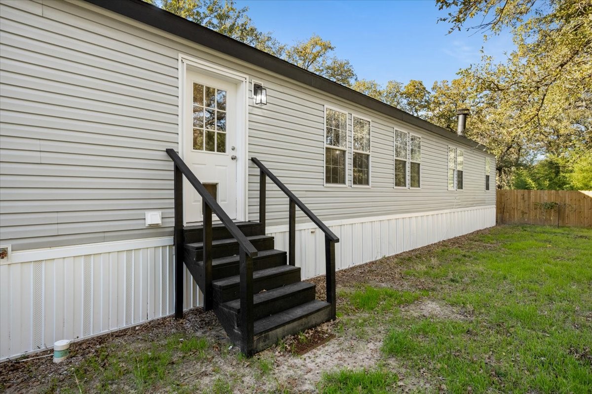 109 Summers Circle Azle TX 76020