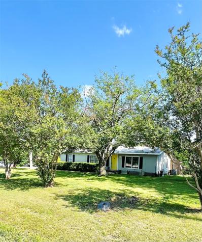 9083 County Road 864 Princeton TX 75407