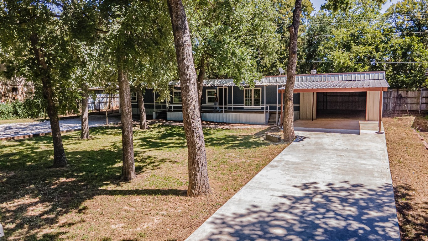545 Blue Jay Court Granbury TX 76049