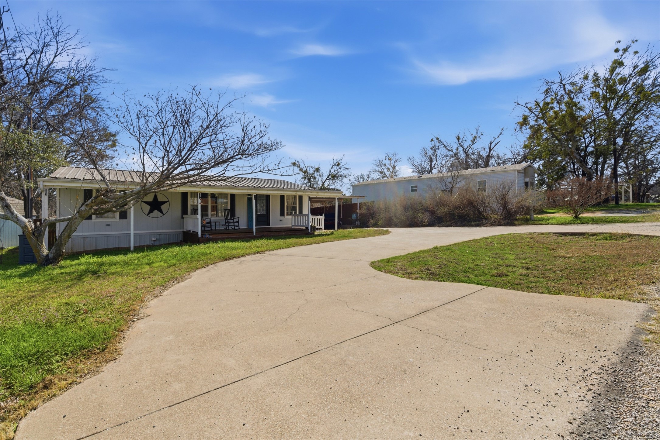 3011 Sky Court Granbury TX 76049