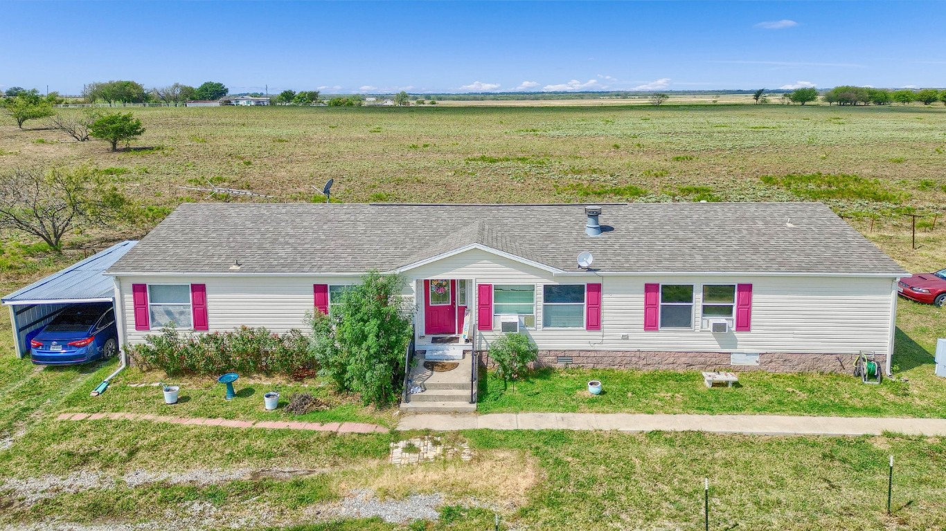 4899 Southmayd Road Collinsville TX 76233