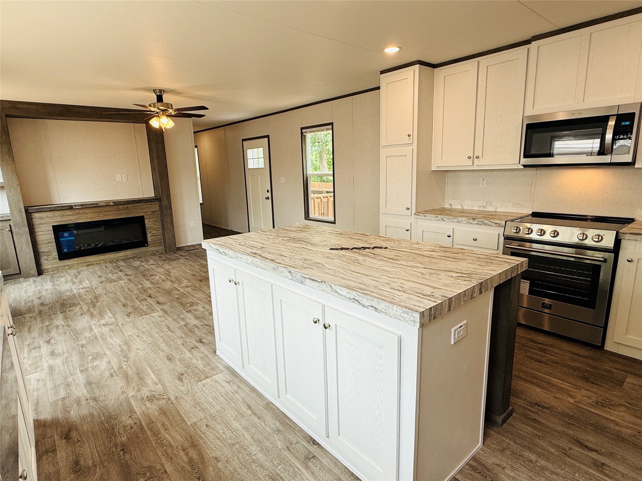 3005 Elmwood Drive Granbury TX 76048