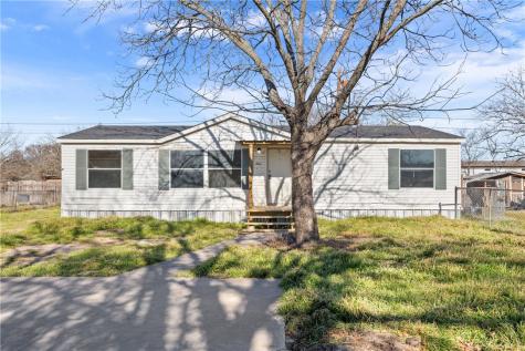 1615 Crockett Street Bellmead TX 76705