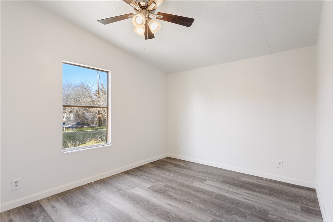 1615 Crockett Street Bellmead TX 76705