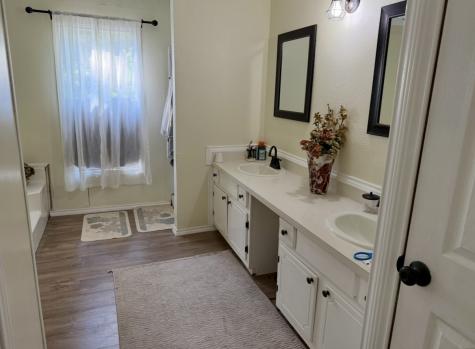 774 Vz County Road 3111 Edgewood TX 75117