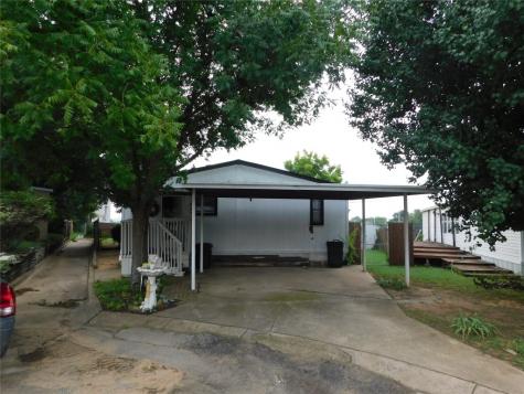 6332 S Highland Circle Haltom City TX 76117