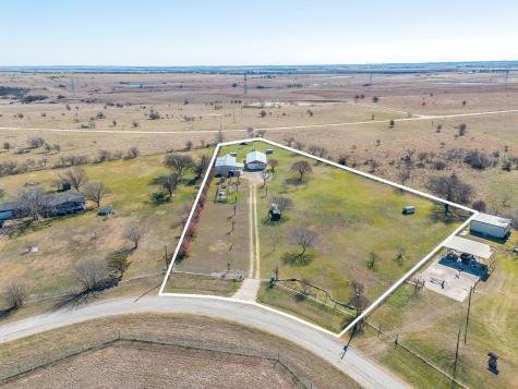 235 S Skyline Court Cresson TX 76035