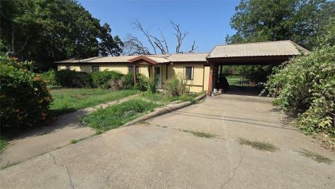 707 Branding Iron Trail Granbury TX 76049
