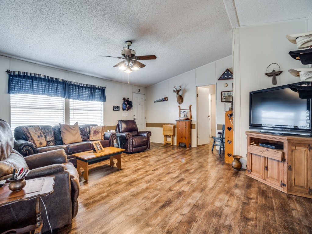 9691 Blubaugh Road Justin TX 76247