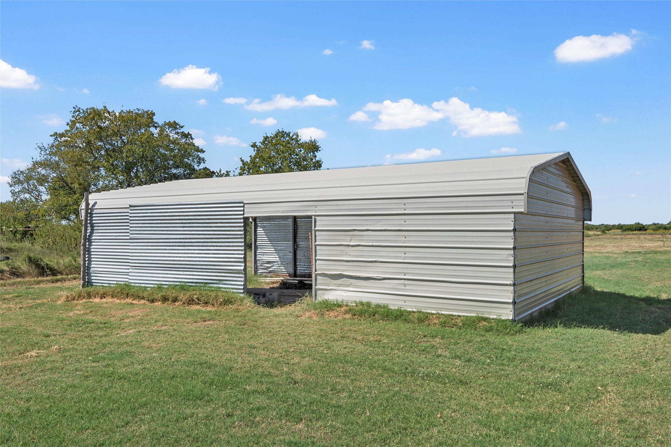 3449 Bluhm Road West TX 76691