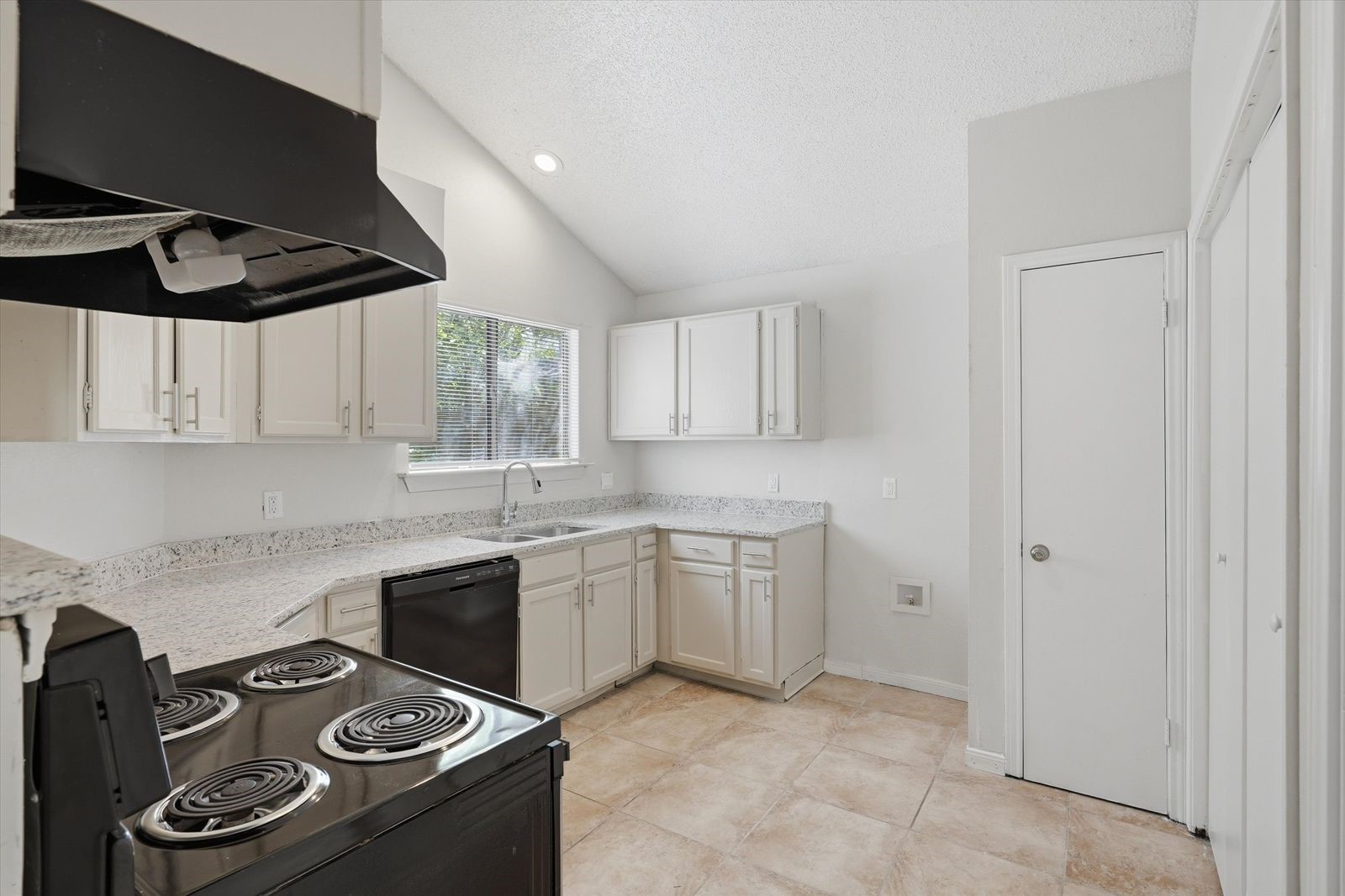 6816 Fire Hill Drive Fort Worth TX 76137