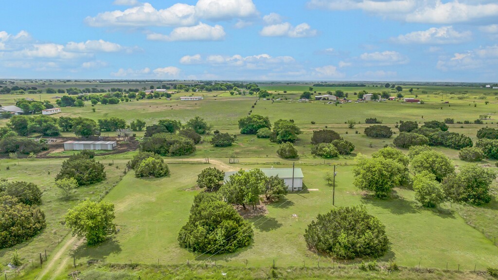 271 County Road 3440 Clifton TX 76634
