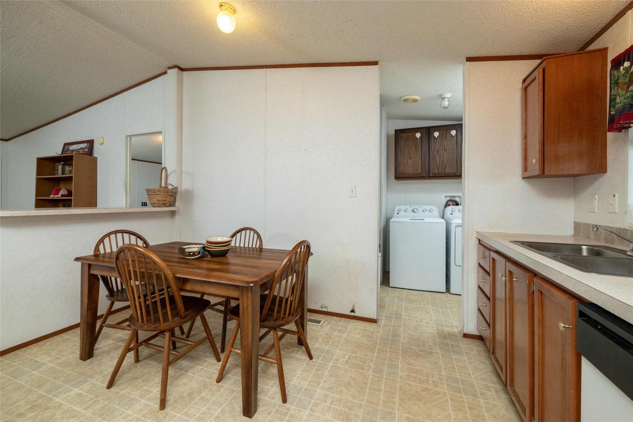207 Lazy B Lane Springtown TX 76082