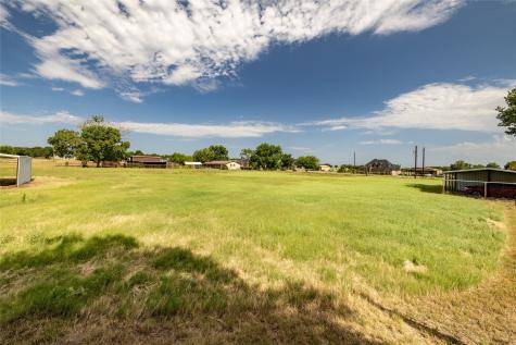 207 Lazy B Lane Springtown TX 76082