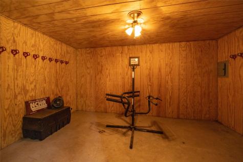 207 Lazy B Lane Springtown TX 76082