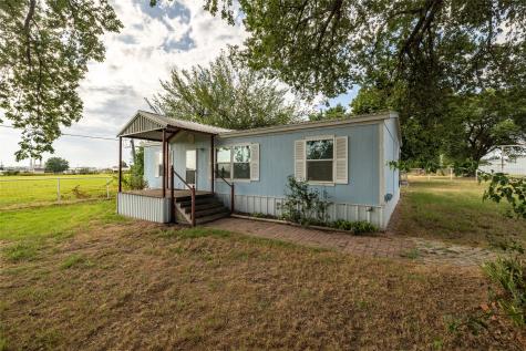 207 Lazy B Lane Springtown TX 76082