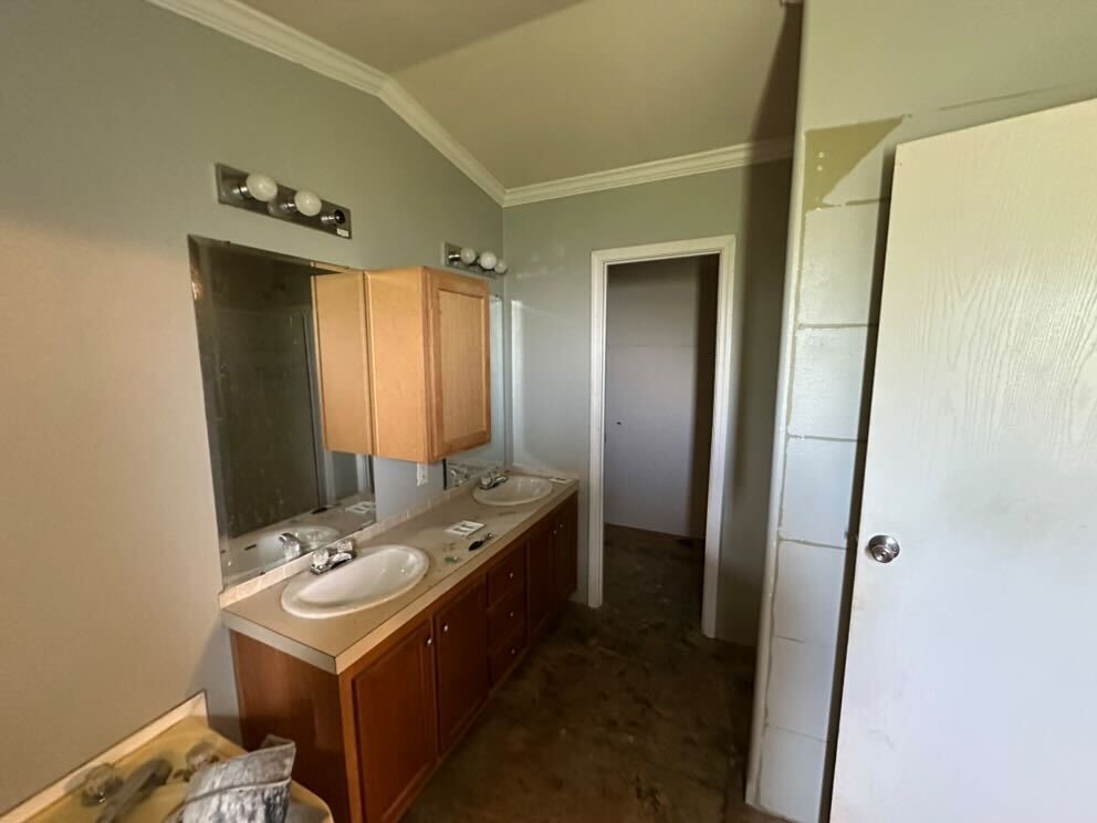 355 Indian Hills Road Bowie TX 76230