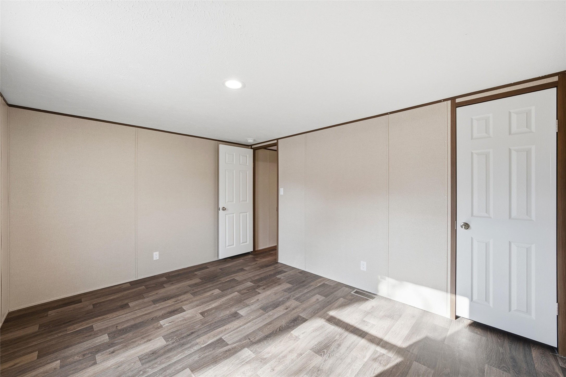618 E 6th Street Blum TX 76627