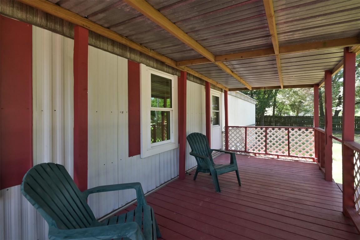 159 Rs County Road 3319 Emory TX 75440