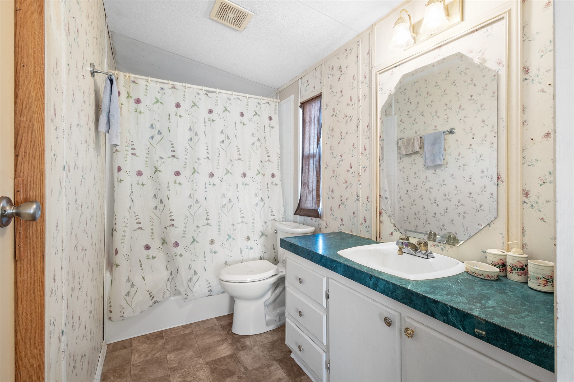8539 Longhorn Drive Justin TX 76247