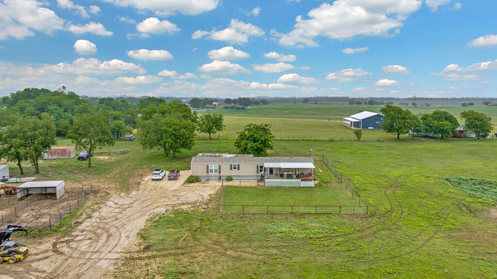 1200 Blue Cut Road N Mcgregor TX 76657