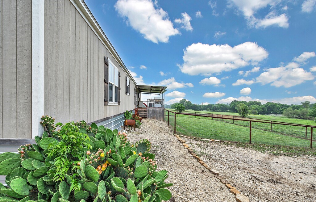 1200 Blue Cut Road N Mcgregor TX 76657