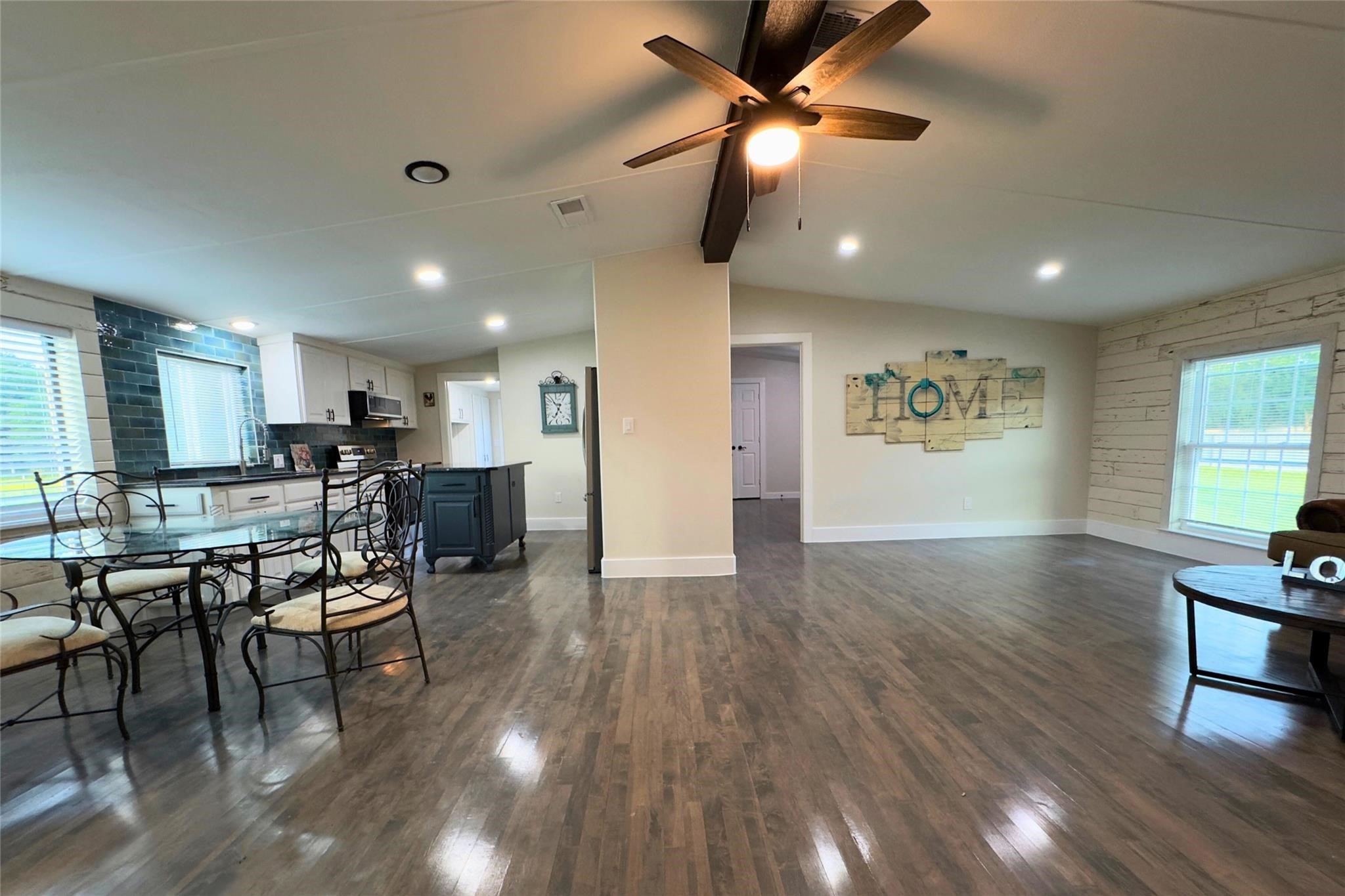 11110 County Road 4020 Kemp TX 75143