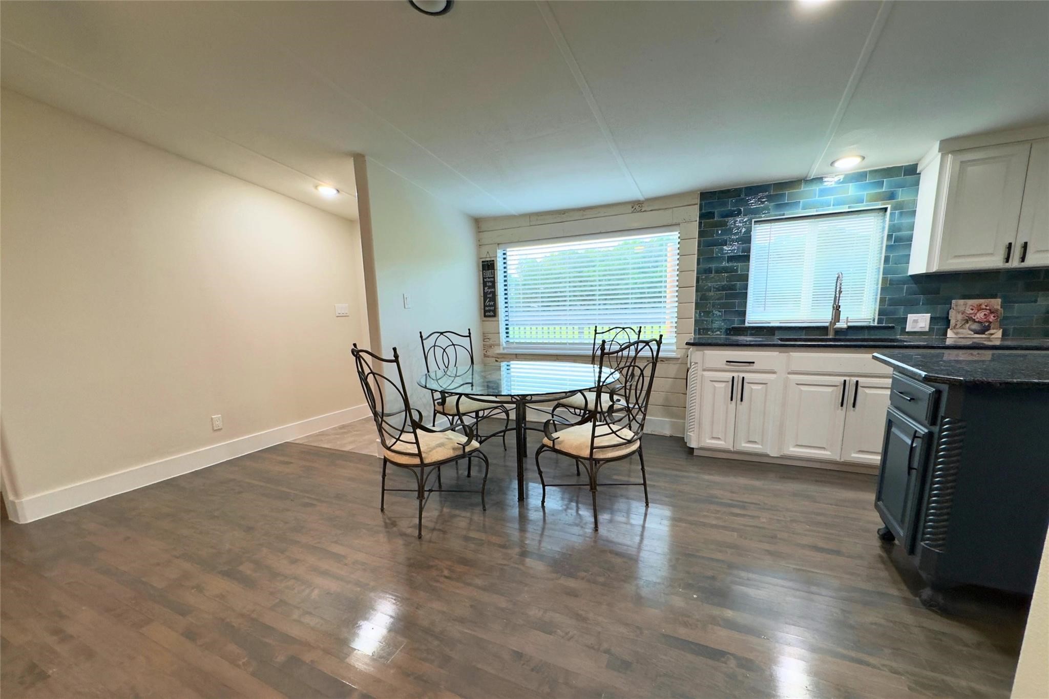 11110 County Road 4020 Kemp TX 75143