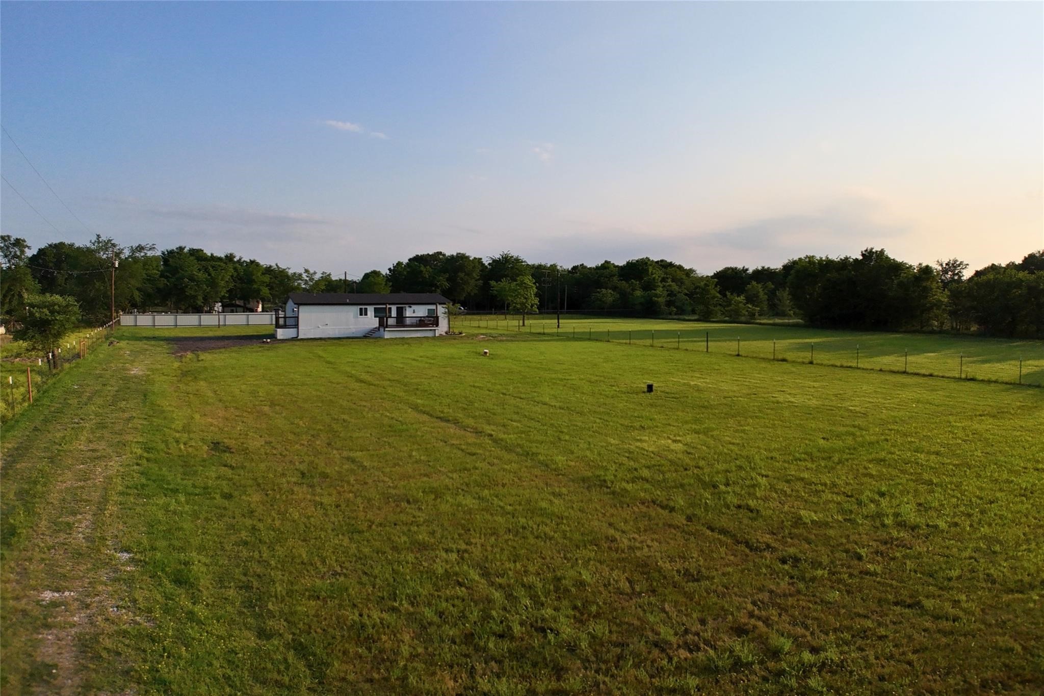 11110 County Road 4020 Kemp TX 75143