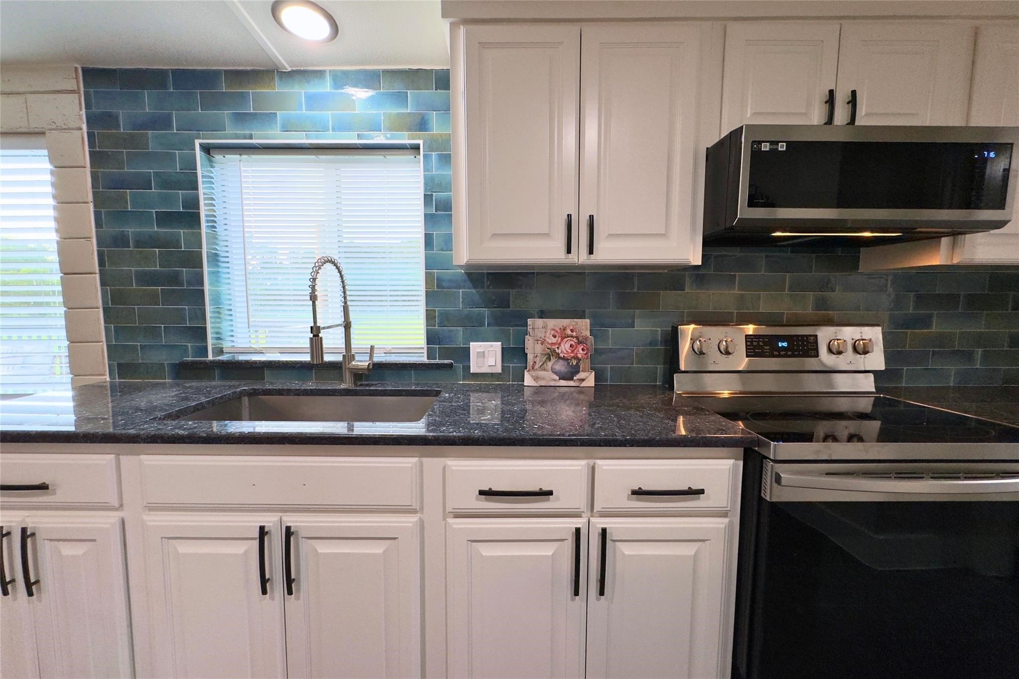 11110 County Road 4020 Kemp TX 75143