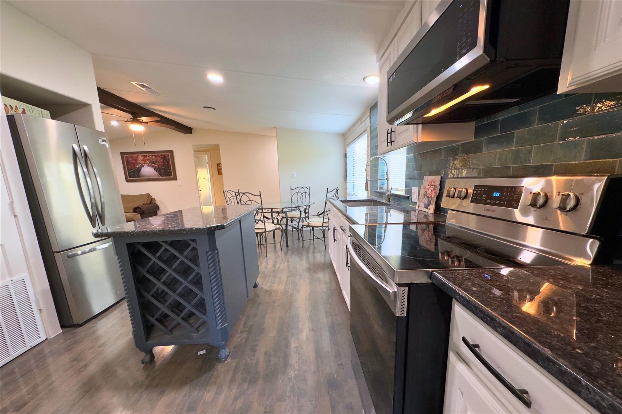 11110 County Road 4020 Kemp TX 75143