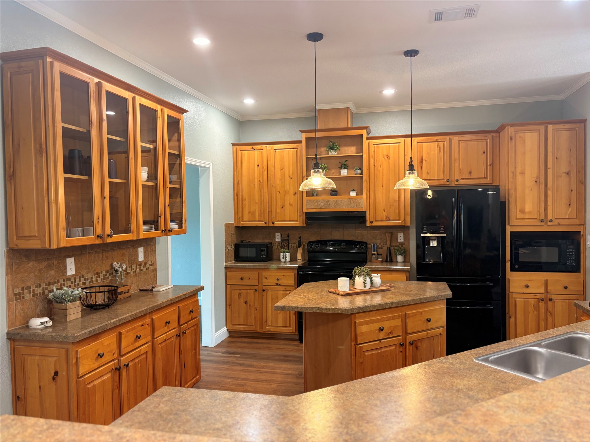 714 County Road 463 Eastland TX 76448