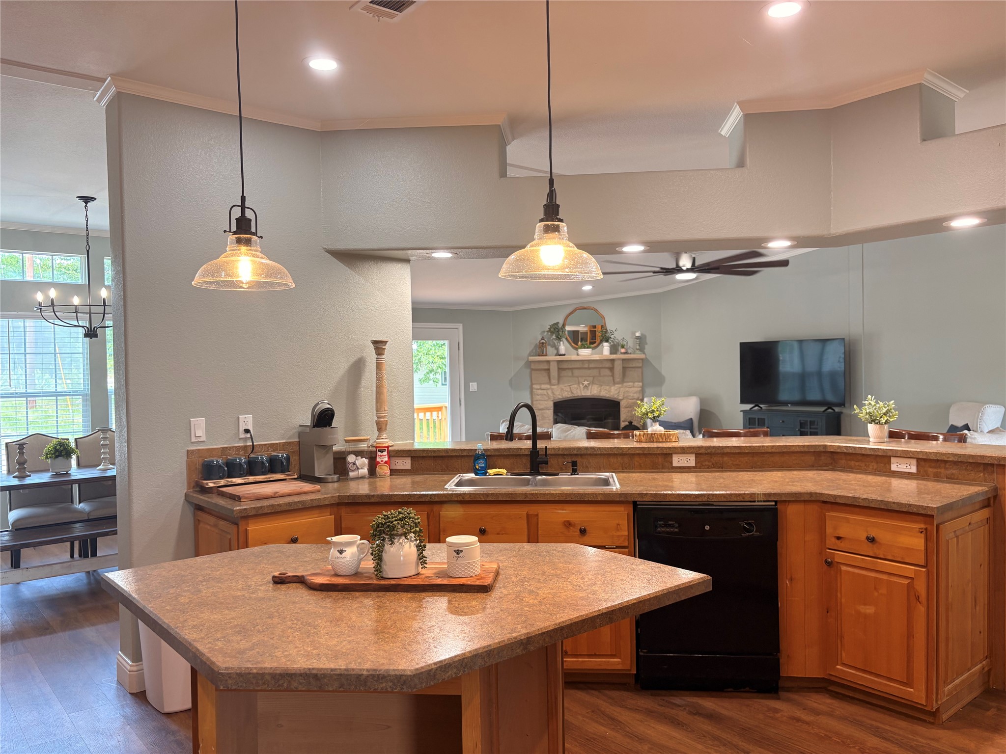 714 County Road 463 Eastland TX 76448